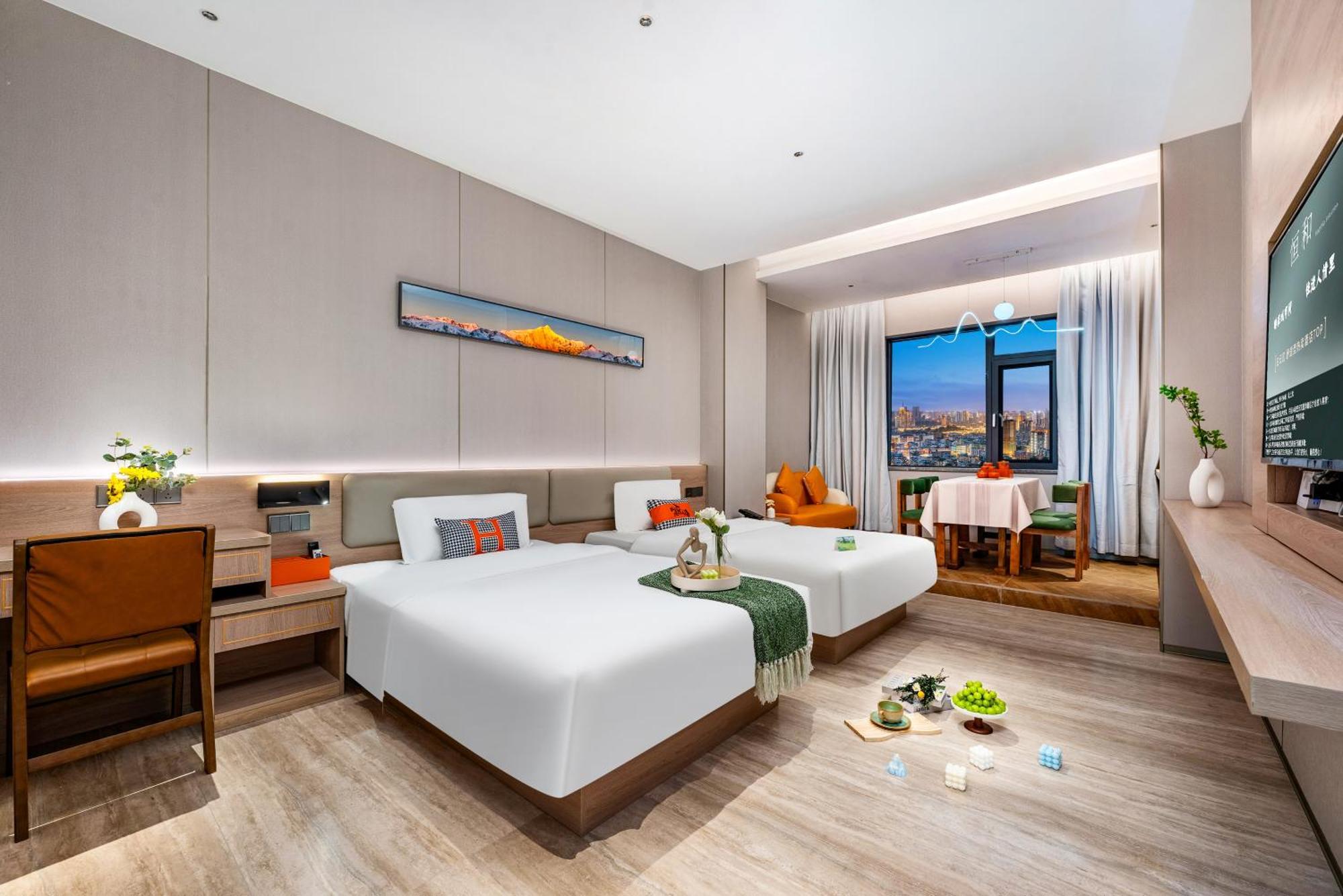 Henghe Selected S Design Hotel - Flagship Store Of Guangzhou Baiyun Railway Station International Convention Center--Reputation Preferred Kültér fotó
